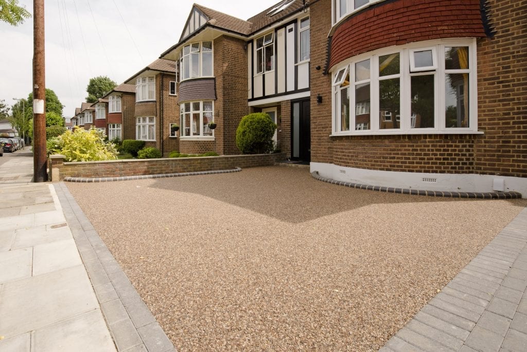 Light resin bound driveway at a British residence
